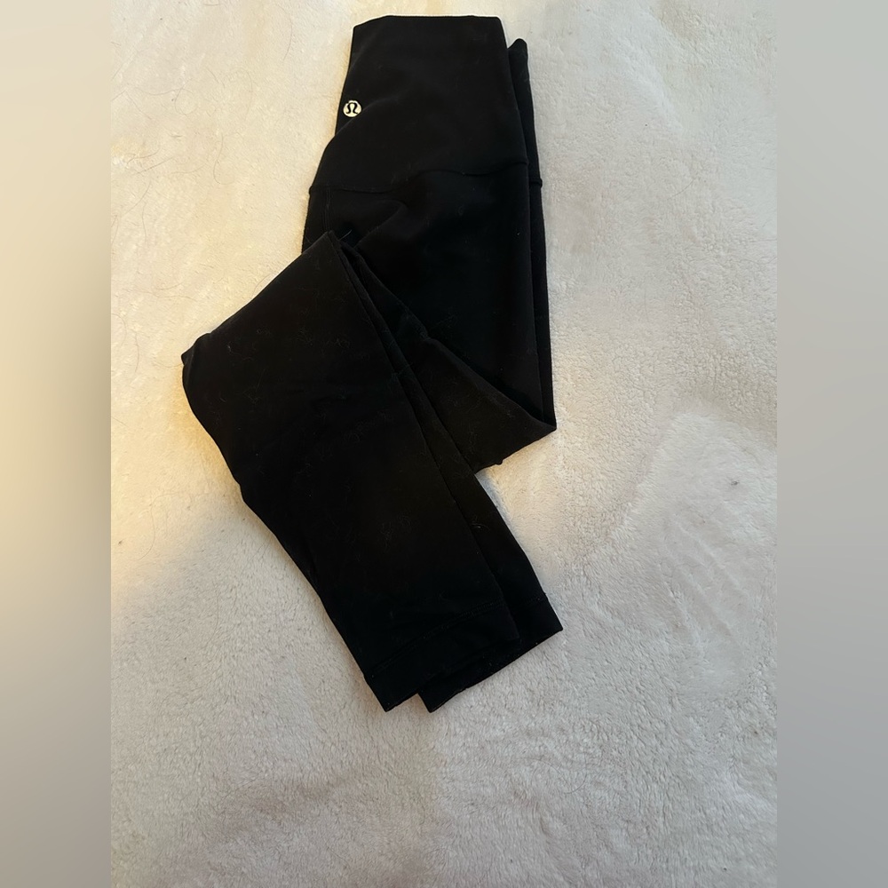 Black 25” Lululemon Align Leggings
